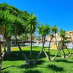 Con Vistas Al Mar Y Con Piscina *
